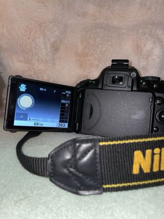 Nikon D5100 + objetivo 18-55mm 1.3 5-5.G