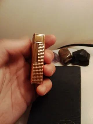 S.T. Dupont Encendedor Dorado