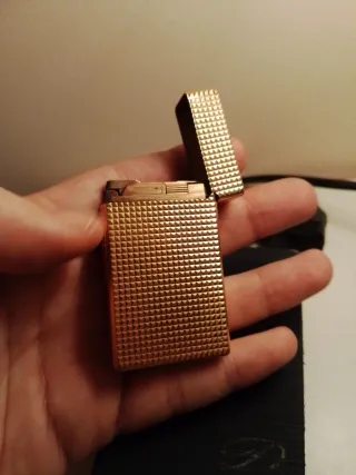 S.T. Dupont Encendedor Dorado