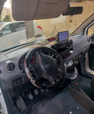 Peugeot Partner 2012