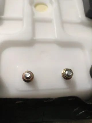 Asiento Cafe Racer Piel Cocodrilo Negro