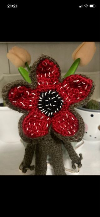 Demogorgone uncinetto fatto a mano