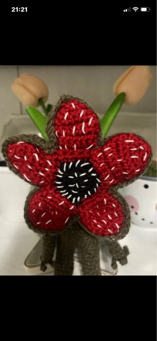 Demogorgone uncinetto fatto a mano