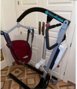 Grúa eléctrica para personas