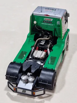 Camión Scalextric Man Castrol