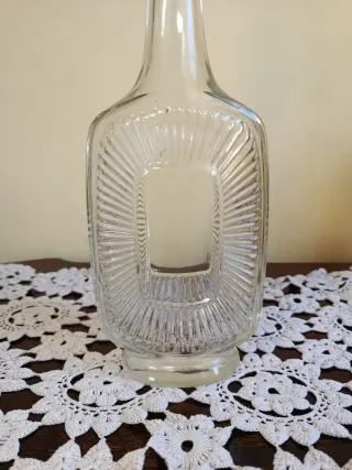 Bottiglia in cristallo molato con tappo da 750 cl