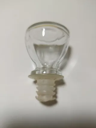 Bottiglia in cristallo molato con tappo da 750 cl