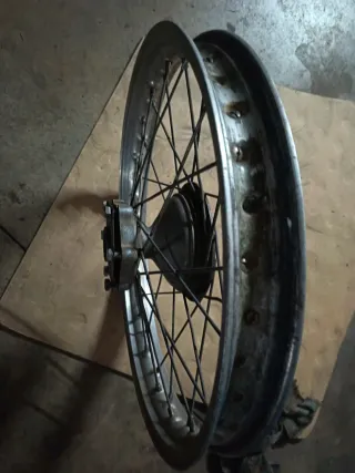 Llanta trasera Puch