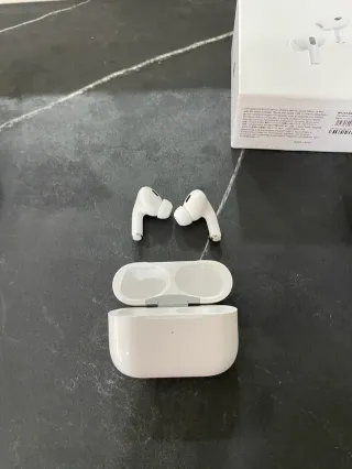 AirPods Pro 2 con Cancellazione del Rumore