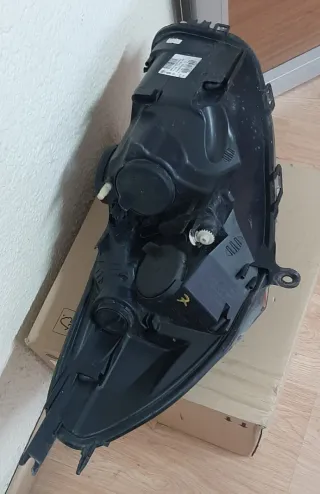 Faro Delantero Renault Clio