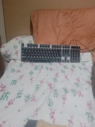 Teclado T-WOLF Negro