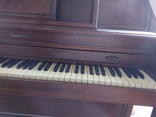 Piano Baldwin