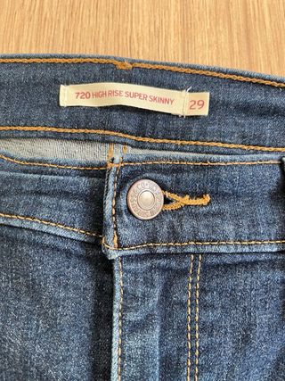 Levi's 720 Pitillo Cintura Alta Talla 29