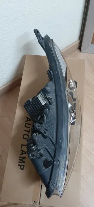 Faro delantero Hyundai i30