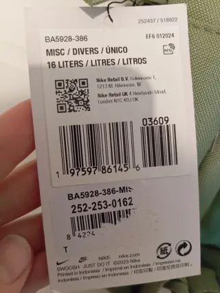 Mochila Nike 16L. Nueva. Oportunidad. Con etiqueta