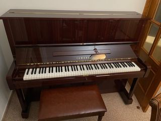 Piano Vertical Madera Yamaha