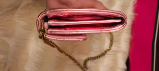 Borsa Pinko rosa metallizzata con strass