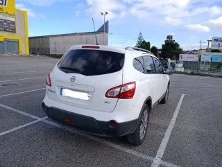 Nissan Qashqai+2 2011