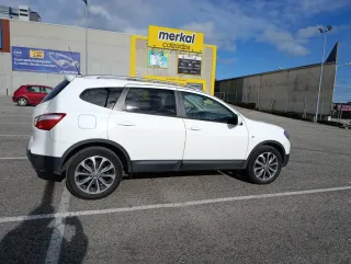 Nissan Qashqai+2 2011