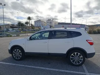 Nissan Qashqai+2 2011