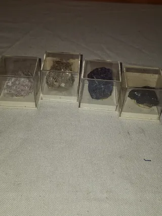 Lote 4 minerales colección