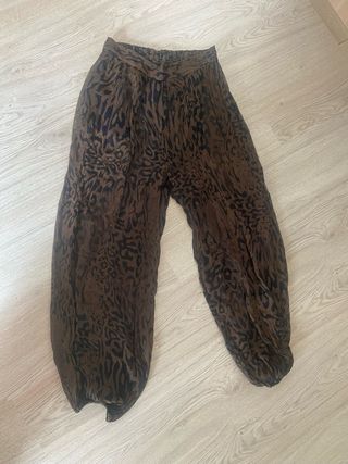 Pantalón ancho estampado animal