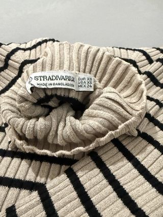 Camisola malha gola alta riscas bege/preto