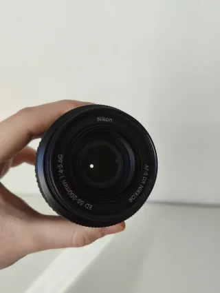 Nikon 55-200mm AF-S + parasol - Como nuevo