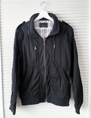 Cazadora Zara Negra Talla L