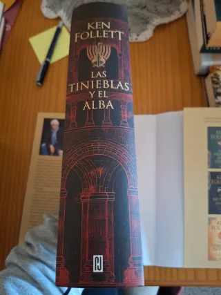 Las tinieblas y el alba