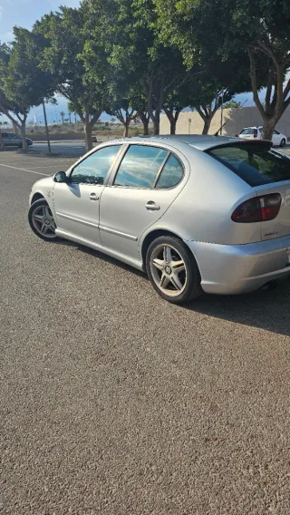 SEAT Leon 2004
