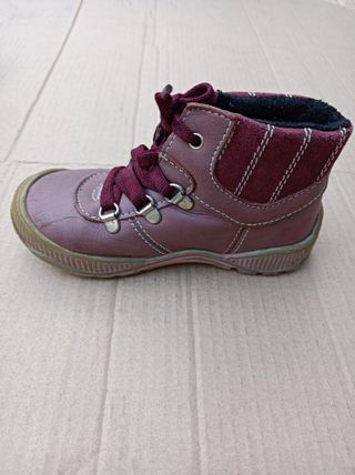 Talla 25 Botas de piel para niña