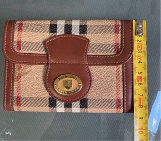Cartera Burberry Nova Check Monograma