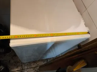 Arcón Congelador Vertical ANSONIC de 104 litros