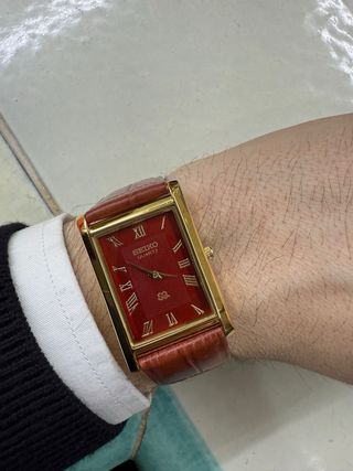 Orologio Seiko Vintage Rettangolare Rosso Oro