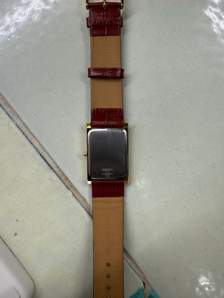 Orologio Seiko Vintage Rettangolare Rosso Oro