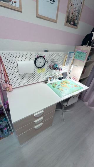 Cama alta IKEA SMÅSTAD beige/blanca