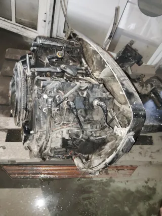 Motor fueraborda, tan como se ve