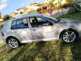 Volkswagen Golf 2000