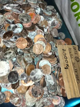 (Lote 33) 2.300 kg monedas mundo sulfatadas
