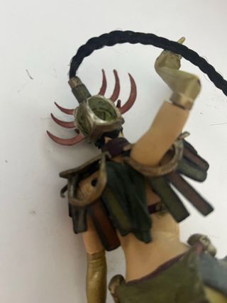 Figura de acción guerrera fantasía