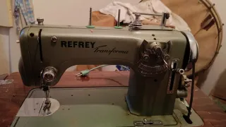 Máquina de coser Refrey Transforma modelo 427