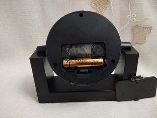 Reloj de sobremesa moderno