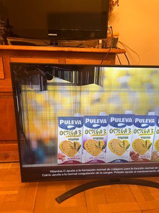 TV LG 55 con golpe en pantalla