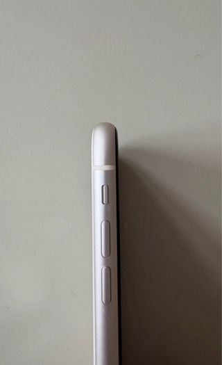 iPhone 11 Blanco 64GB 86%