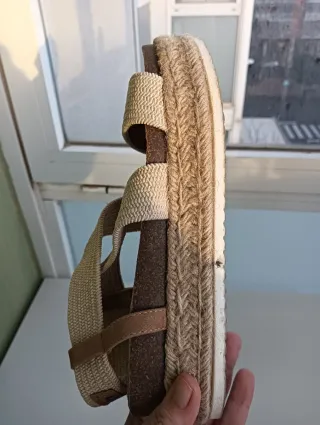 Sandalias plataforma beige Refresh