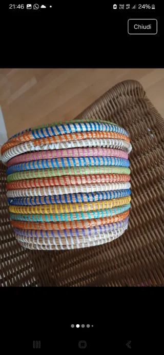 Cesto artigianale intrecciato