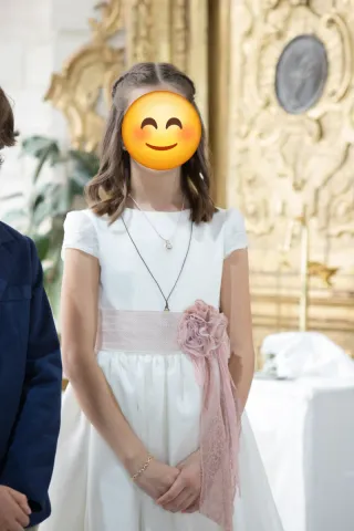 Vestido de Comunión Blanco con lazo rosa