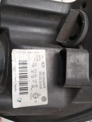 Faro Delantero Derecho Golf Plus V modelo 2006 .