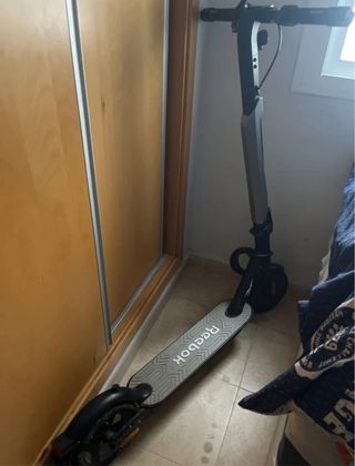 Patinete Eléctrico Reebok